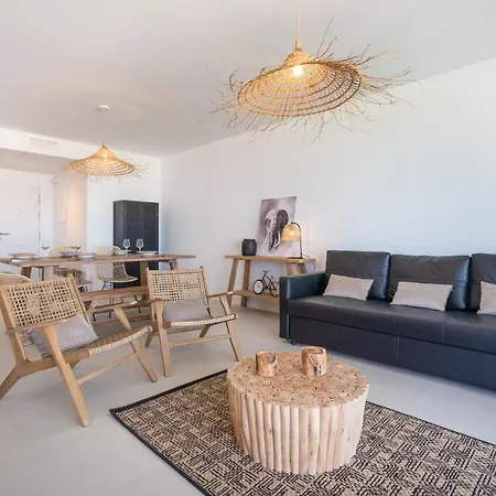 25 Mesas Big Terrace With Indoor & Outdoor Pool & Gym * Estepona
